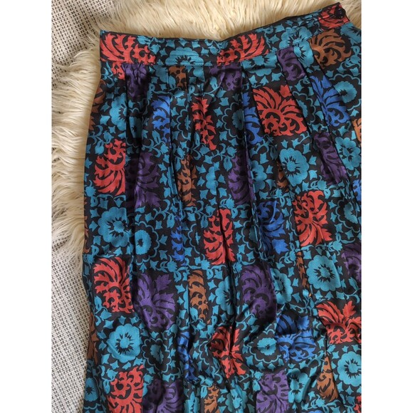 Vintage INTENTIONS Women's 8 Floral Midi Pleated Skirt 28" Dark Floral Print - Picture 11 of 13